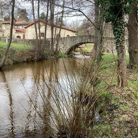 Jolie Maison De Campagne, Compostelle Soleymieux Exterior photo